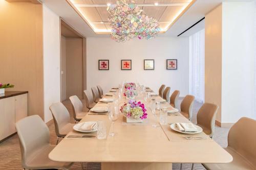 Vergaderruimte / feestzalen, HALL Arts Hotel Dallas, Curio Collection by Hilton near Thanks-Giving Square