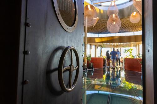 494123097 The Grand Hotel