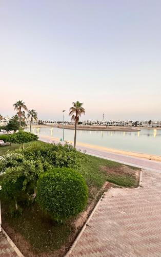 درة العروس - شاطيء الحالمة - شاطيء صالح للسباحة - شاليه فاخر, Durat Alarous (fotografie 7)