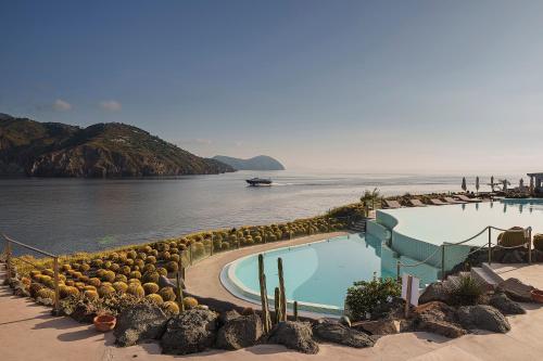494132230 Therasia Resort Sea and SPA - The Leading Hotels of the World