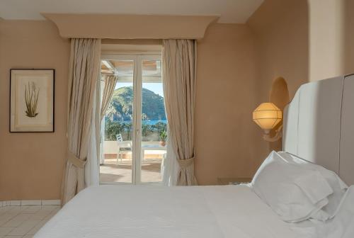 494133044 Therasia Resort Sea and SPA - The Leading Hotels of the World