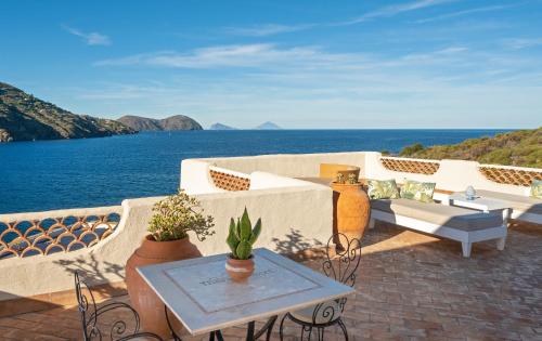 494133465 Therasia Resort Sea and SPA - The Leading Hotels of the World
