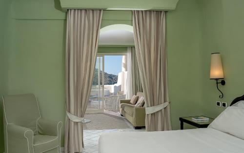 494133472 Therasia Resort Sea and SPA - The Leading Hotels of the World