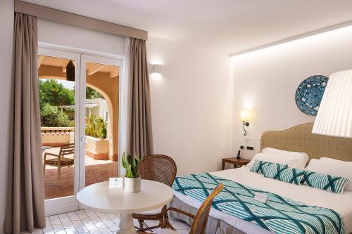 494133596 Therasia Resort Sea and SPA - The Leading Hotels of the World