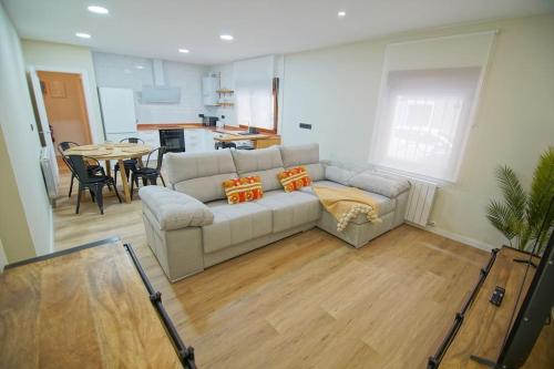 B&B Bilbao - Apartamentos 2K - Apartamento en muelle Olabeaga - Bed and Breakfast Bilbao