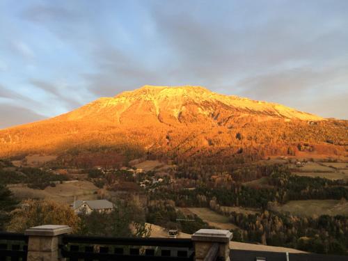 Cocon à la montagne - Apartment - Saint-Jean Montclar