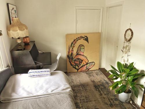 Coconut Grove 2 Bedroom Home!