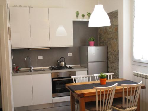 Meri Apartment - image 11