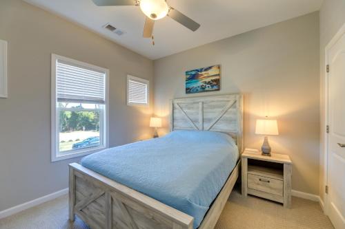 Beaufort Townhome with Game Room 8 Mi to Beaches!