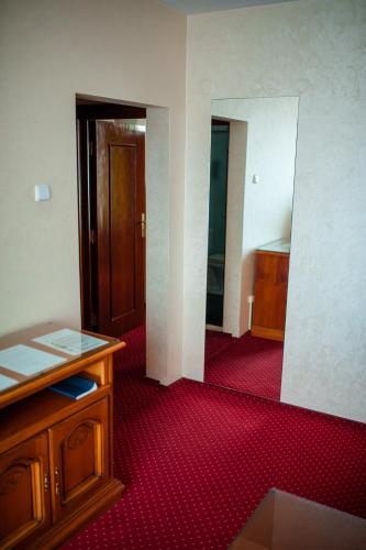 Hotel Bavaria - image 6
