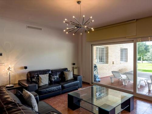 Villa con piscina, jardín y aire acondicionado en La Eliana-L'Eliana, Валенсия (фото 3)