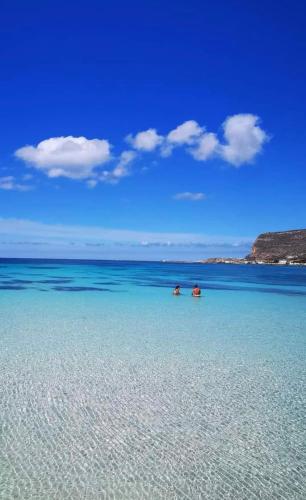 Stabilimento Lido Burrone – Favignana Island, CA