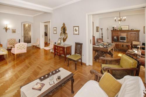 Vintage apartment KOLONAKI, Atény (fotografie 6)