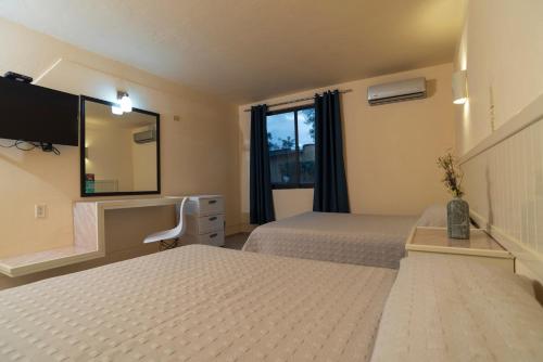 2 double beds