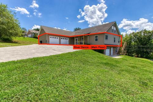 River Dance by HoneyBearCabins