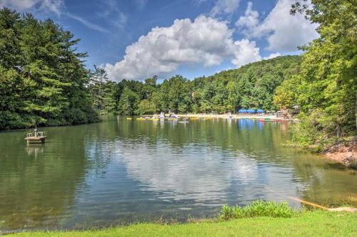 Big Canoe Resort Getaway with Deck and Pool Access!