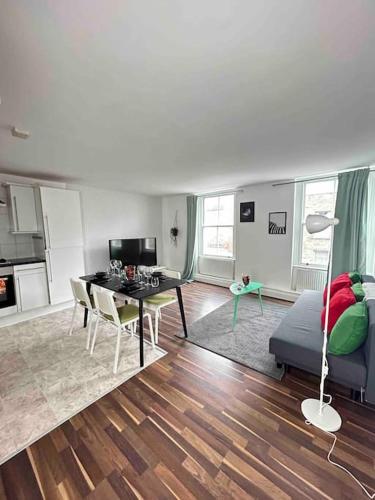 Stunning 2bed apt in Brick Lane
