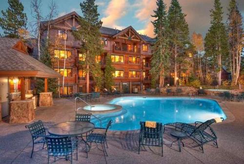 Mountain Thunder in Breckenridge, USA