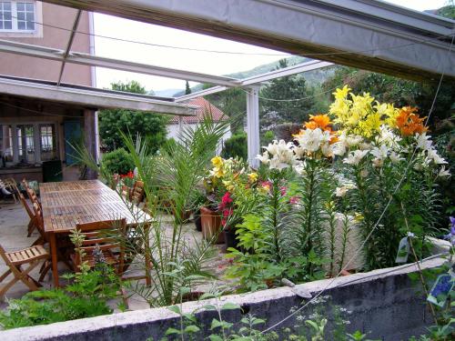 La Maison Rose in Saillans (Rhone-Alpes)