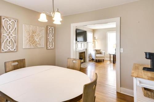 Charming Tullahoma Stay with Great Walkable Location
