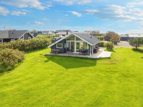 4 person holiday home in Lemvig-By Traum