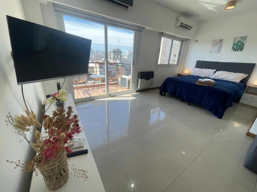 Splendid Temporary Stay in Almagro 10th Floor with Pool