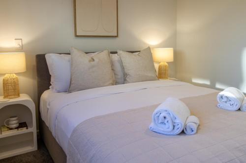 Garden City Getaway 2 bed with sofa bed 1 bath