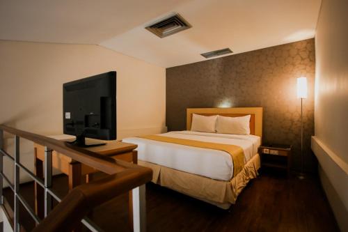 Grand Room  image 5