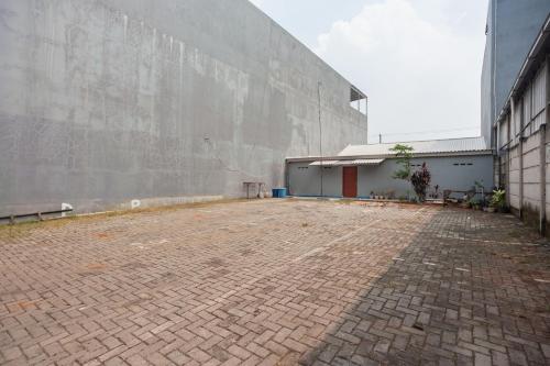 전 Reddoorz Syariah Jatisampurna 병원