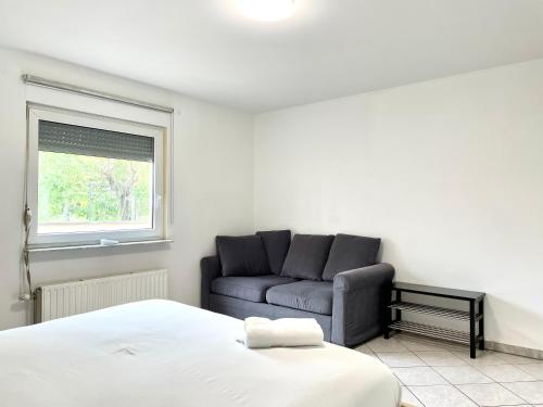 Large Room Free Parking 10mins to Luxembourg Airport Excellent Customer Service