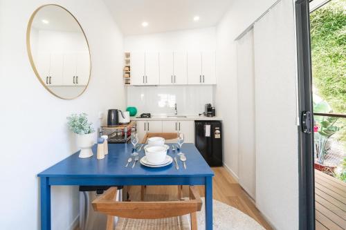 Cozy 1 Bed 1 Bath Tiny Home near CBD