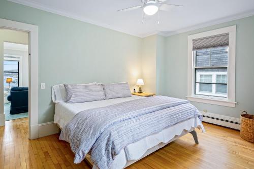 Harborwalk Upper Harborwalk Upper