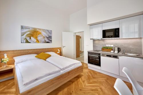 DownTown Suites Rubesova - image 14