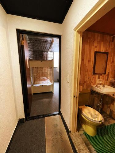 Bed in 4-Bed Dormitory Room image 7