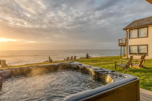Pelicans Landing – Depoe Bay, OR