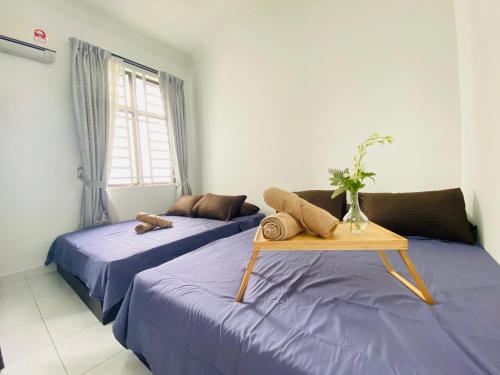 Cozy 1-10 pax 4QBeds 2SBeds Shah Alam Sec7, I-city, Kuala Lumpur