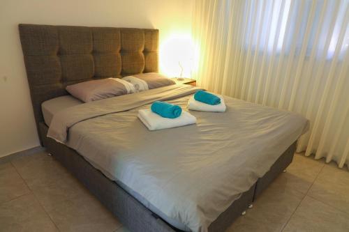 דירת יהלום חדשה ומודרנית 5 דקות נסיעה מהים in Ashkelon