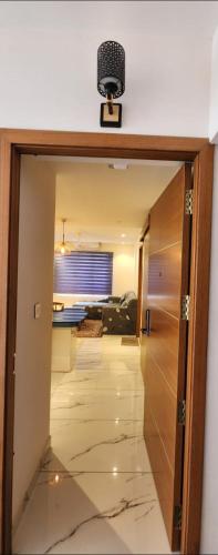 One-Bedroom Apartment image 8