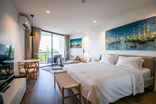 Escape Condominiums Beachfront Suites - Mae Phim