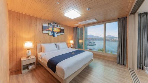 The Hotel Soo in Dolsan-eup