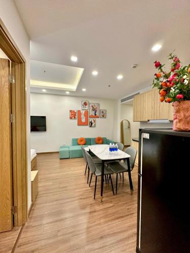 Two-Bedroom Apartment image 7