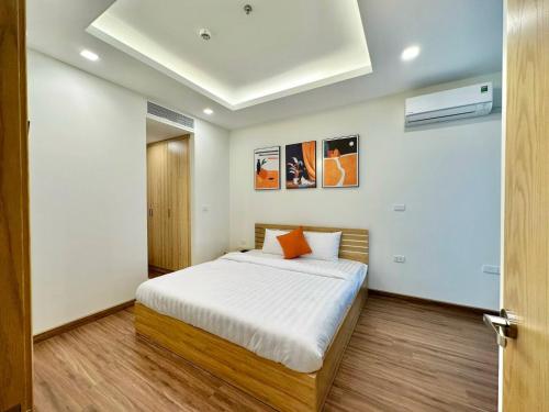 Two-Bedroom Apartment image 5