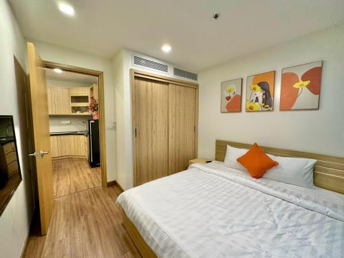 Two-Bedroom Apartment image 4