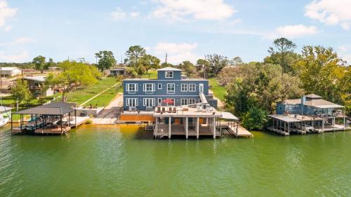 Waterfront House with Boat And Jet Ski Slips and Pet Friendly