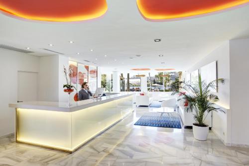 ردهة, Grupotel Amapola - All Inclusive in مورو
