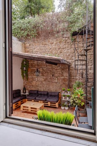 Vatican Garden Home 1