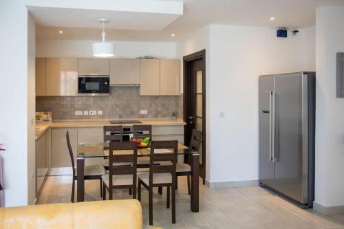 Perfect 2 Bedroom at Labone in Labone