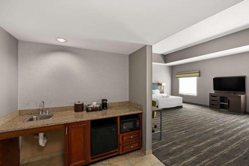 Hampton Inn By Hilton Poughkeepsie