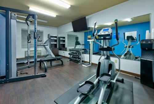 Comfort Suites Arlington - Entertainment District - main image