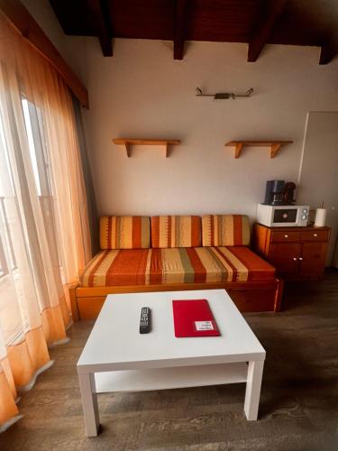 Studio with Mountain View